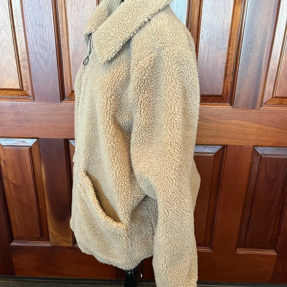 Hollister Teddy Sherpa Hoodie Jacket Brown Fleece Zip Front Size XL Cozy Fall